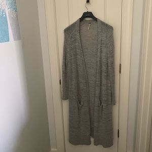 Free people long cardigan!!🥰⛔️new price⛔️